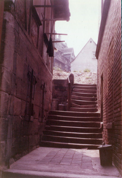 Datei:Treppe an der Mühlgasse 1974 img150.jpg