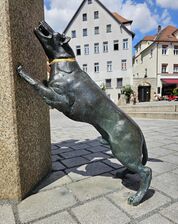 Gauklerbrunnen 1.jpg