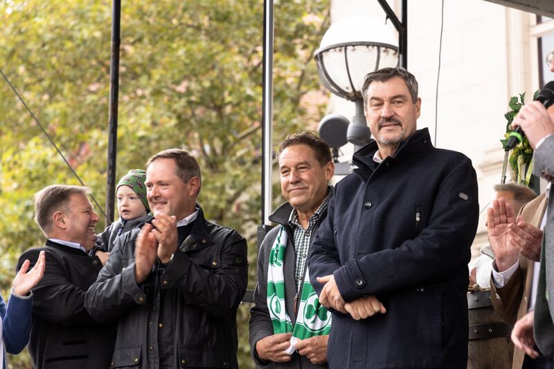 Datei:Kirchweiheröffnung Sept 2024 7.jpg