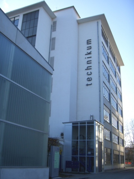 Datei:Uferstadt Technikum.jpg