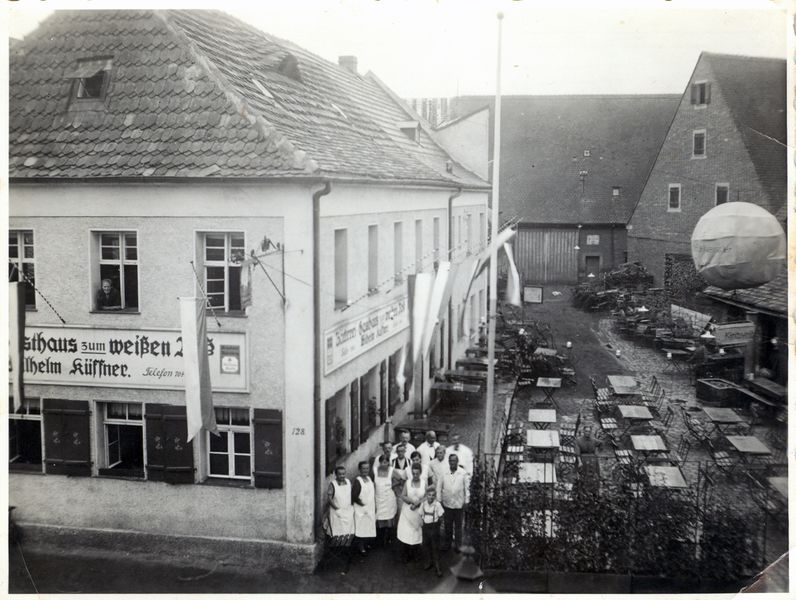 Datei:Weißes Roß 1938 a.jpg