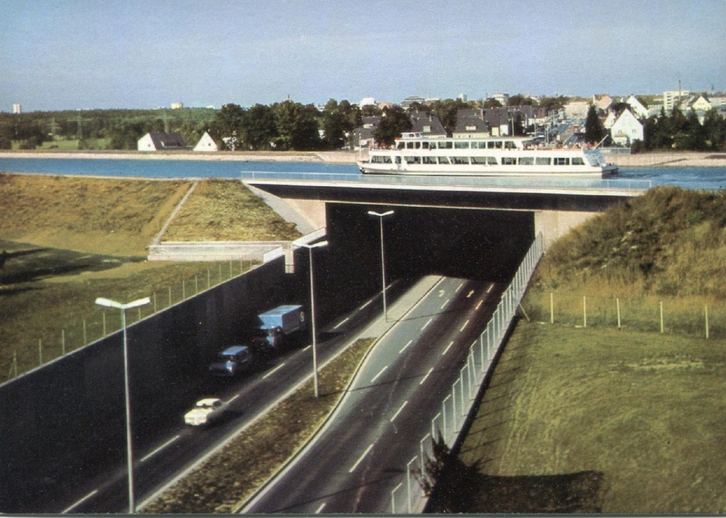 Datei:AK Kanalabrücke Schwabacher Straße 1973.pdf