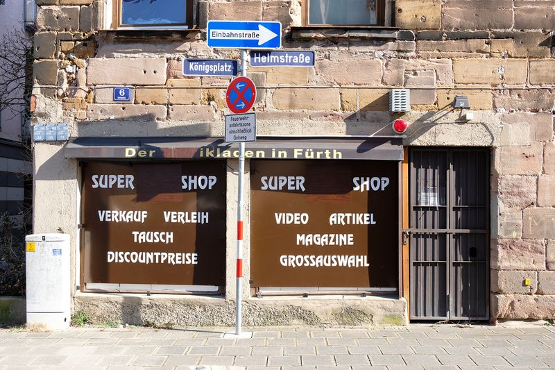 Datei:Königsplatz 6 2018.jpg