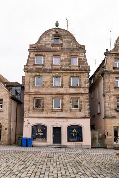 Datei:Marktplatz 8 Dez 2022.jpg