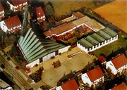 Heiligste Dreifaltigkeit Luftbild.jpg