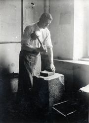 A 7576-1 Metallschläger.jpg