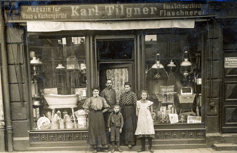 Datei:AK Karl Tilgner Hirschenstraße 4 gel 14 Dez 1908.jpg