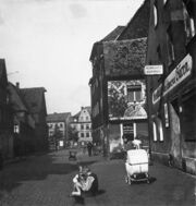 Mohrenstraße 18 (Schwarzer Bär), 24, 26 (rechts); 21, 23, 25 links.jpg